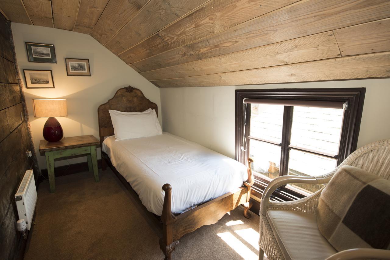 Alma Inn & Dining Rooms هارويتش المظهر الخارجي الصورة